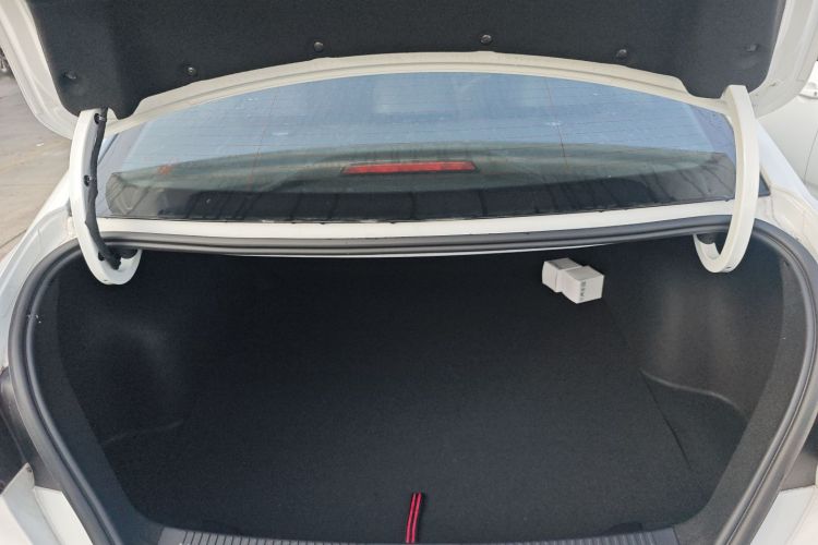 名爵 MG5 2025款 180DVVT 全球豪华版局部细节23