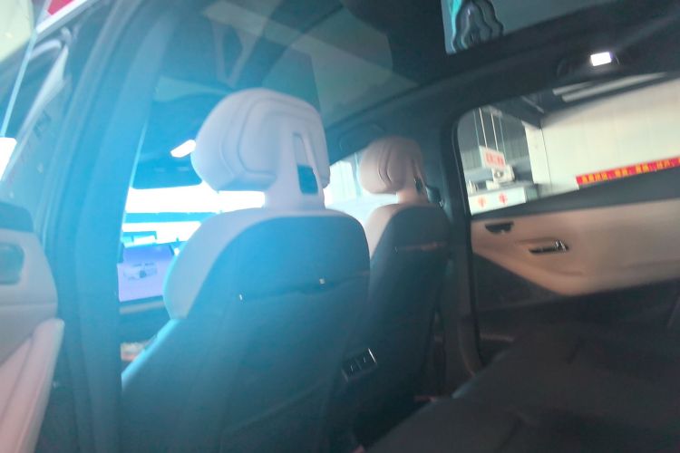 深蓝汽车 深蓝SL03 2022款 515纯电版中控内饰7008