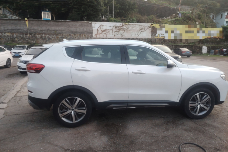 哈弗H6 2017款 红标 2.0T 自动两驱智尚型车身外观6002