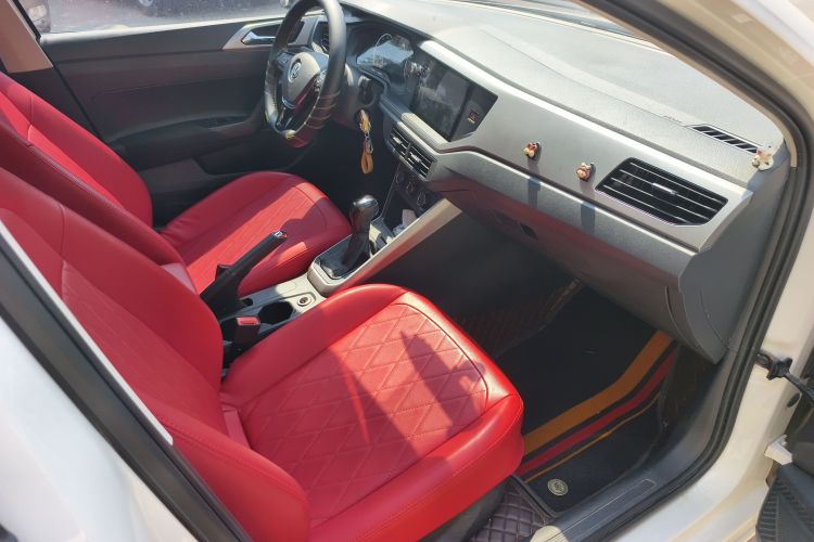 大众 Polo 2019款 Plus 1.5L 自动全景乐享版中控内饰7005