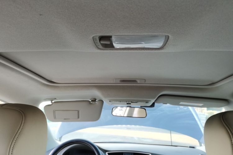 日产 轩逸 2012款 1.6XE CVT舒适版局部细节22