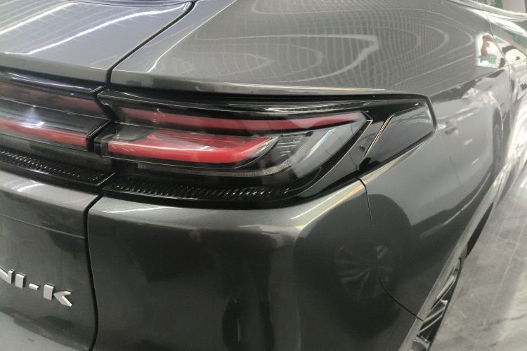 长安UNI-K 2024款 2.0T 两驱全球行版车身外观6007