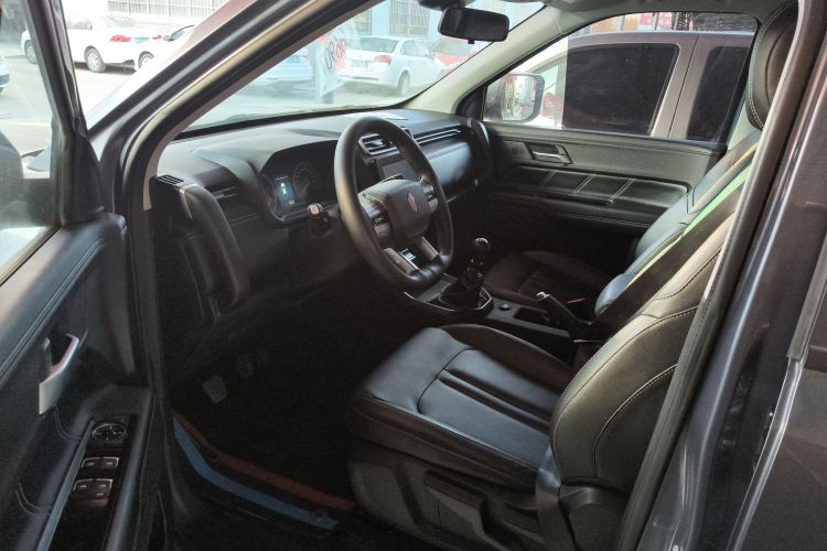 江铃 大道 2023款 全能者 2.3T柴油手动两驱标轴舒享款中控内饰7002