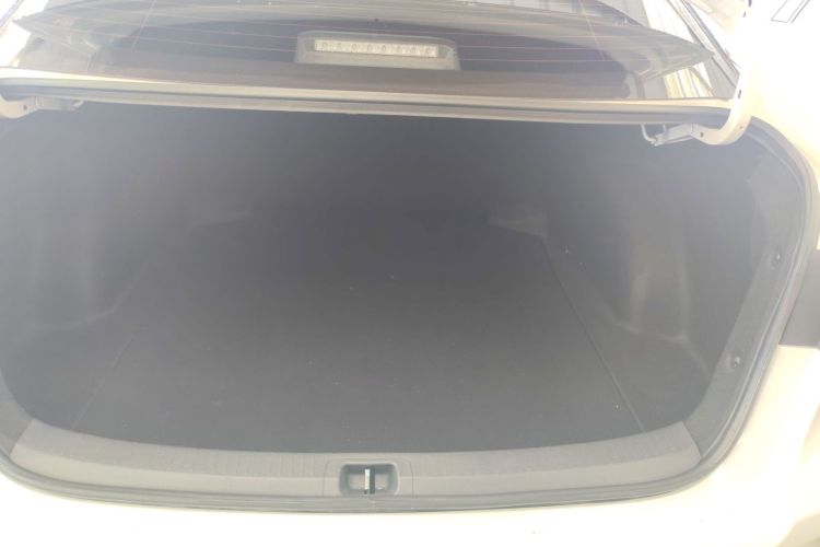 丰田 卡罗拉 2019款 1.2T S-CVT GL先锋版局部细节9003