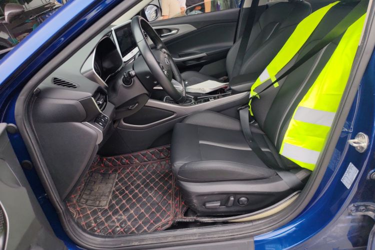 现代 菲斯塔 2019款 280TGDi 智速版 国VI中控内饰7004