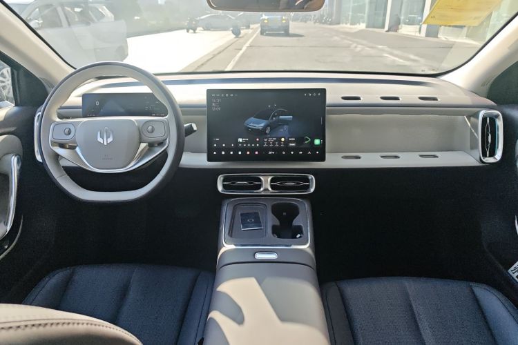 零跑汽车 零跑B01 2025款 550悦享版中控内饰7003