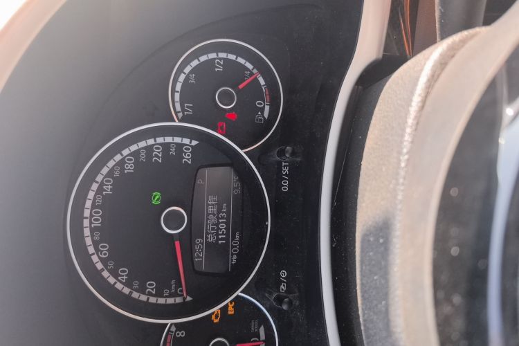 大众 甲壳虫 2015款 380TSI中控内饰15