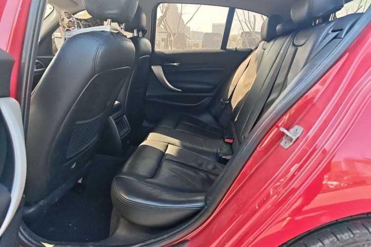 宝马1系(进口) 2015款 118i 领先型中控内饰7004