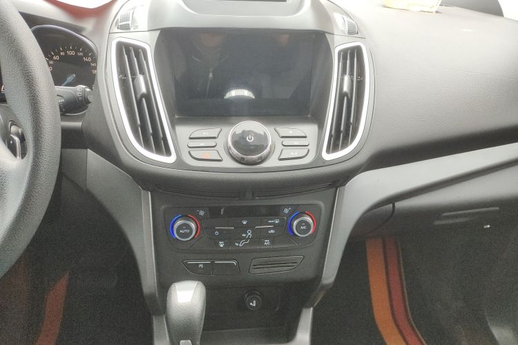 福特 翼虎 2017款 EcoBoost 180 两驱精翼型局部细节16