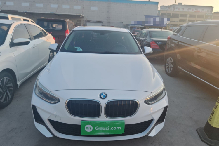 宝马1系 2019款 118i M运动套装车身外观6008