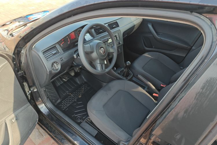 大众 桑塔纳 2015款 1.4L 手动风尚版中控内饰7001