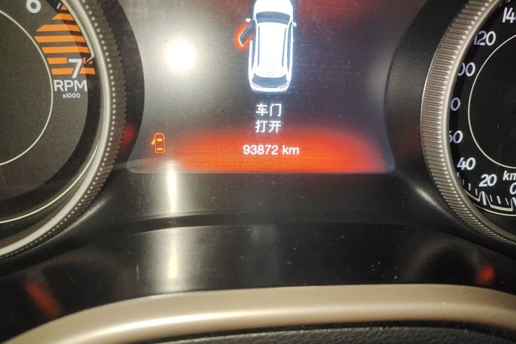 Jeep 自由光 2016款 2.4L 优越版中控内饰15