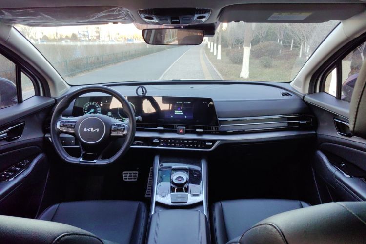 起亚 狮铂拓界 2023款 2.0T 两驱尊贵版中控内饰7003