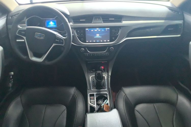 吉利汽车 帝豪 2017款 三厢百万款 1.5L CVT向上版中控内饰7003