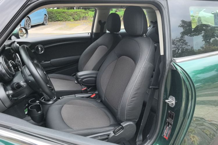 MINI 2014款 1.2T ONE中控内饰7005