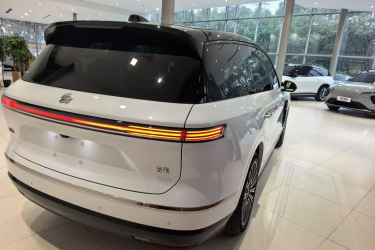 蔚来ES8 2026款 七座行政豪华版车身外观6004