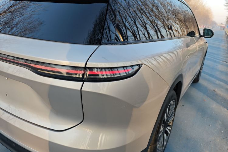 蔚来ES8 2023款 75kWh车身外观6004