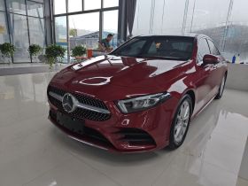 奔驰A级 2020款 改款 A 200 L 运动轿车时尚型