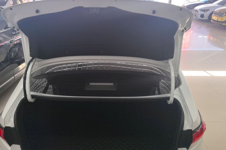 丰田 雷凌 2021款 185T CVT豪华版局部细节23