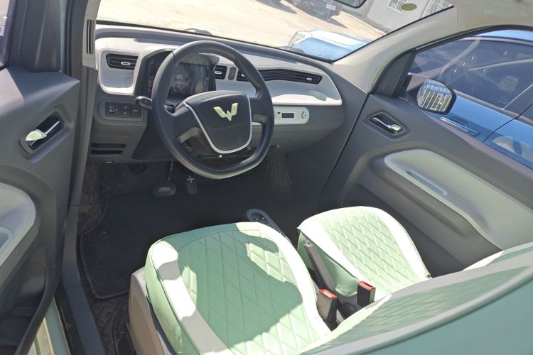 五菱汽车 宏光MINIEV 2022款 马卡龙臻享款 磷酸铁锂中控内饰7003