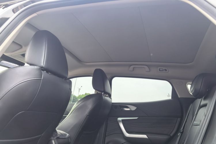 魏牌 VV5 2021款 1.5T 两驱智先锋局部细节22