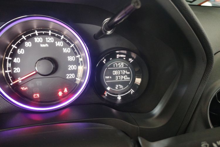 本田XR-V 2015款 1.8L EXi  CVT舒适版中控内饰15