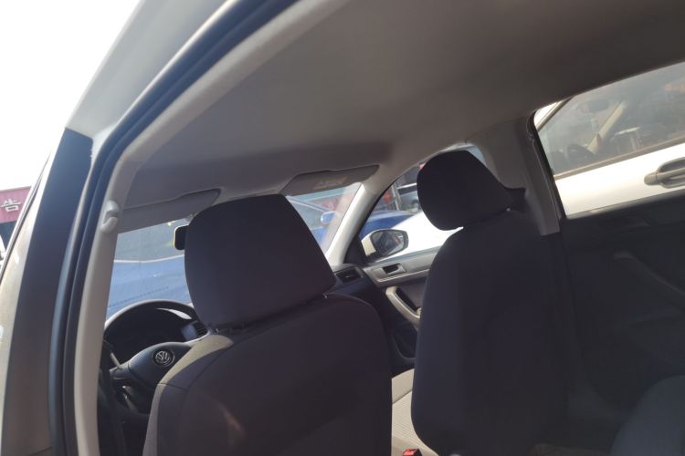 大众 桑塔纳 2019款 1.5L 自动风尚版 国VI中控内饰7002