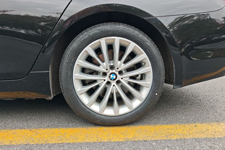 宝马5系新能源 2020款 里程升级版 530Le 豪华套装车身外观6007