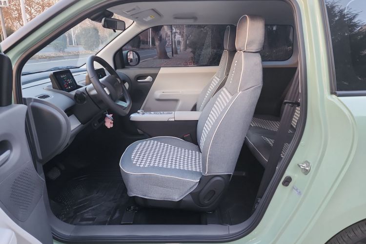 长安启源 长安Lumin 2025款 205km 香沁款中控内饰7002