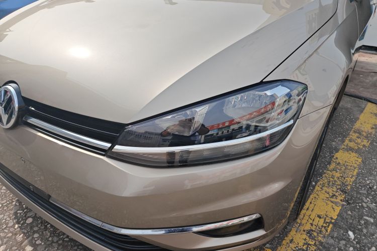 大众 高尔夫 2020款 200TSI DSG舒适进取版局部细节36