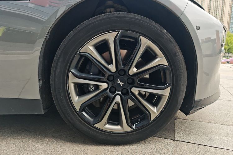 小鹏P7 2020款 670N车身外观6007