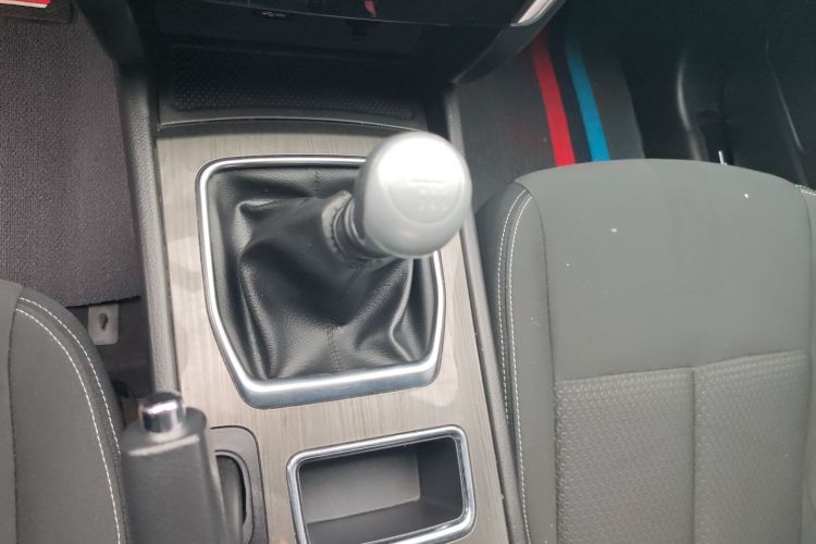 启辰T90 2017款 2.0L 手动风尚版局部细节18