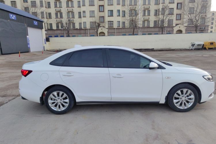 别克 英朗 2018款 15T 双离合精英型 国V车身外观6003