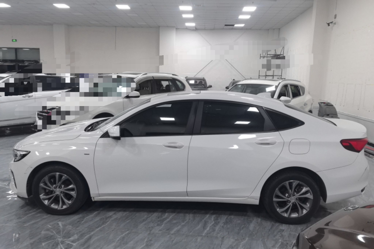 别克 威朗 2022款 Pro 533T 乐享版车身外观6005