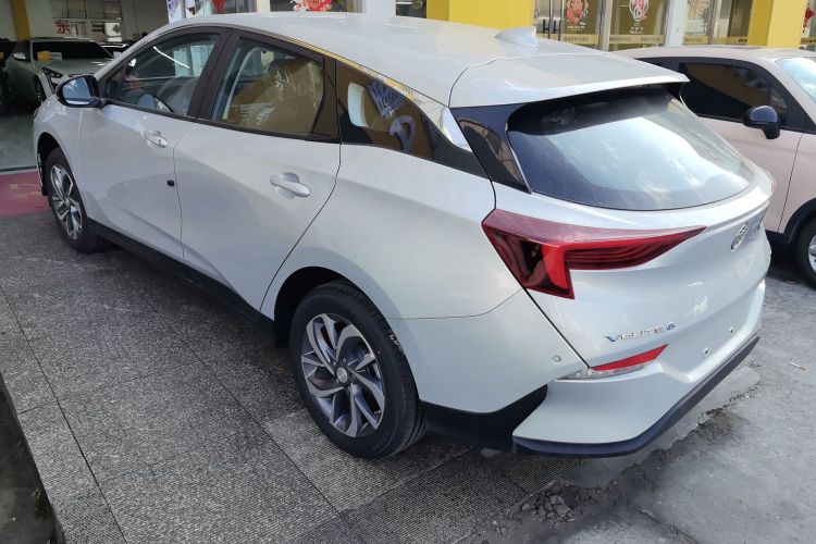 别克 微蓝6 2024款 450km 舒享版 PLUS车身外观6005