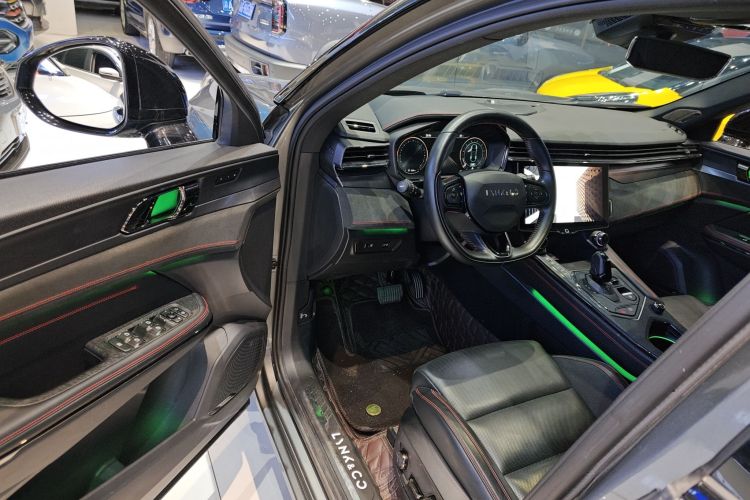 领克05 2022款 2.0TD 四驱劲Halo中控内饰7002