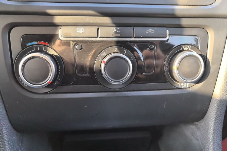 大众 高尔夫 2012款 1.4TSI 自动舒适型中控内饰7008