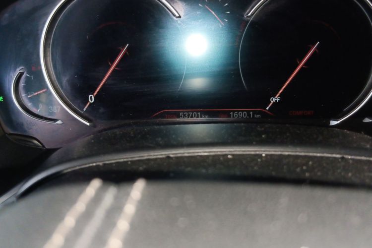 宝马7系 2016款 730Li 领先型中控内饰15