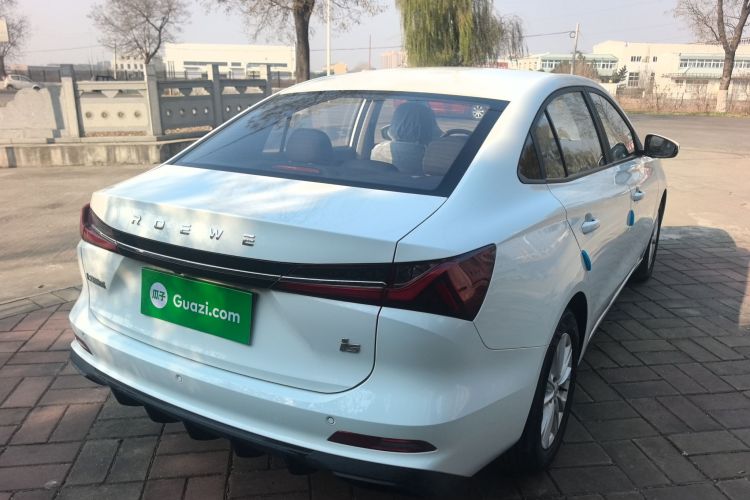 荣威i5 2023款 1.5L 手动舒享版车身外观6003