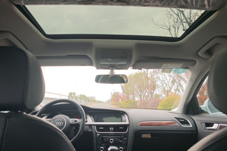 奥迪A4L 2015款 35 TFSI 自动舒适型局部细节22