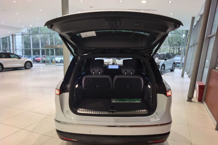 蔚来ES8 2026款 七座行政豪华版中控内饰7009