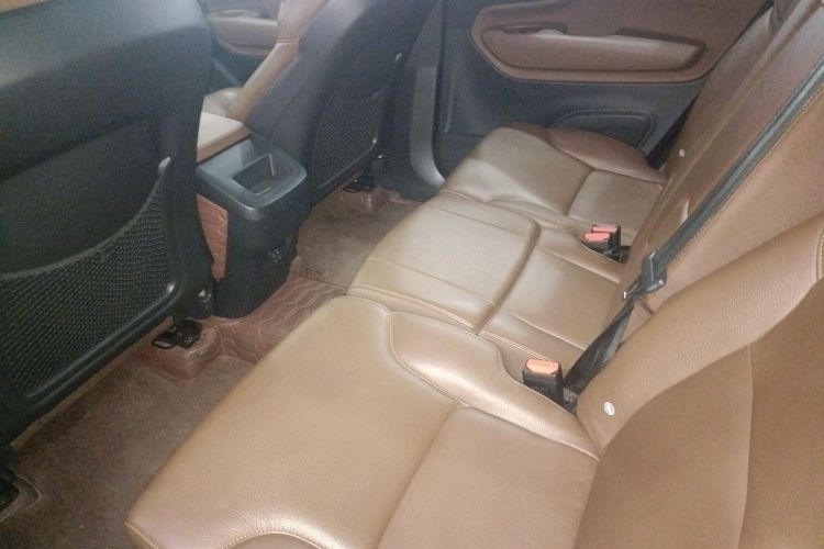 沃尔沃XC90 2021款 B5 智行豪华版 5座中控内饰7001