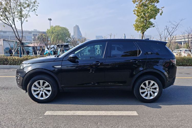 路虎 发现神行 2017款 2.0T SE车身外观6003