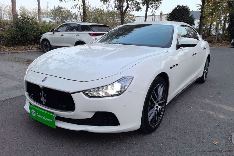 玛莎拉蒂 Ghibli 2017款 3.0T 标准版车身外观1