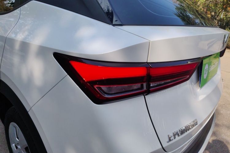 五菱汽车 五菱星驰 2023款 1.5L CVT畅爽型车身外观6006