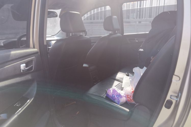 长安凯程 长安欧尚A600 2016款 1.5L 手动豪华型7座中控内饰7004