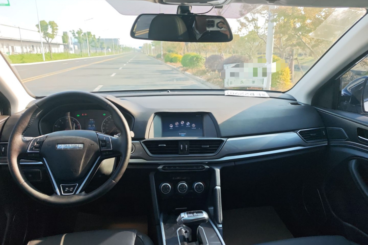 哈弗H6 2019款 运动版 1.5T 自动两驱精英型 国VI中控内饰7004