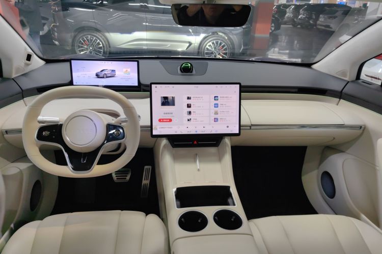 鸿蒙智行 智界R7 2024款 纯电 736km UItra中控内饰7002