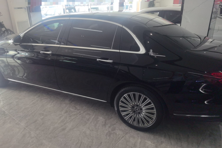 奔驰E级 2020款 改款 E 300 L 时尚型车身外观6005