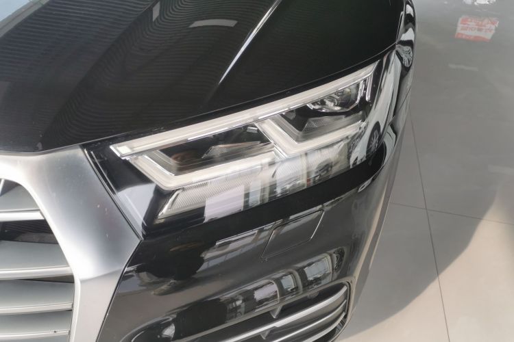 奥迪Q5L 2018款 40 TFSI 荣享时尚型 国VI车身外观6006